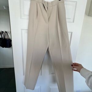 Never Worn Aritzia Wilfred Beige Trousers